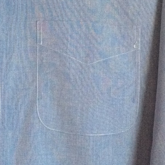 Brooks Brothers Botton Down Shirt - Picture 4 of 4